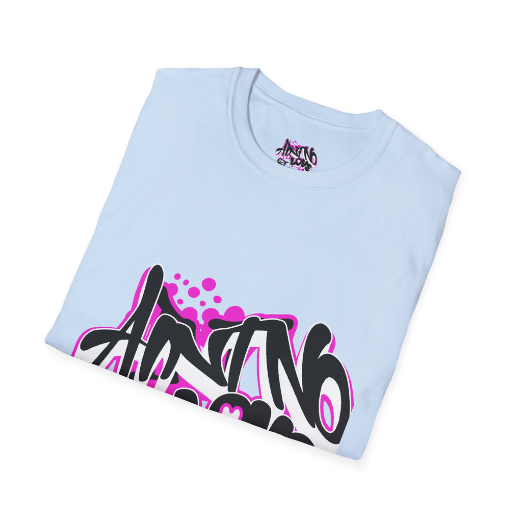 Graffiti 'NO LOVE' T-Shirt — Urban Street Art Tee with Pink Spray Paint Design