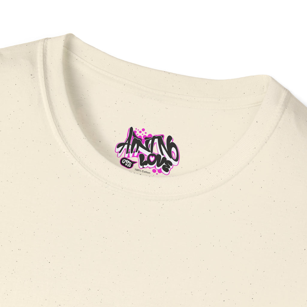 Graffiti 'NO LOVE' T-Shirt — Urban Street Art Tee with Pink Spray Paint Design