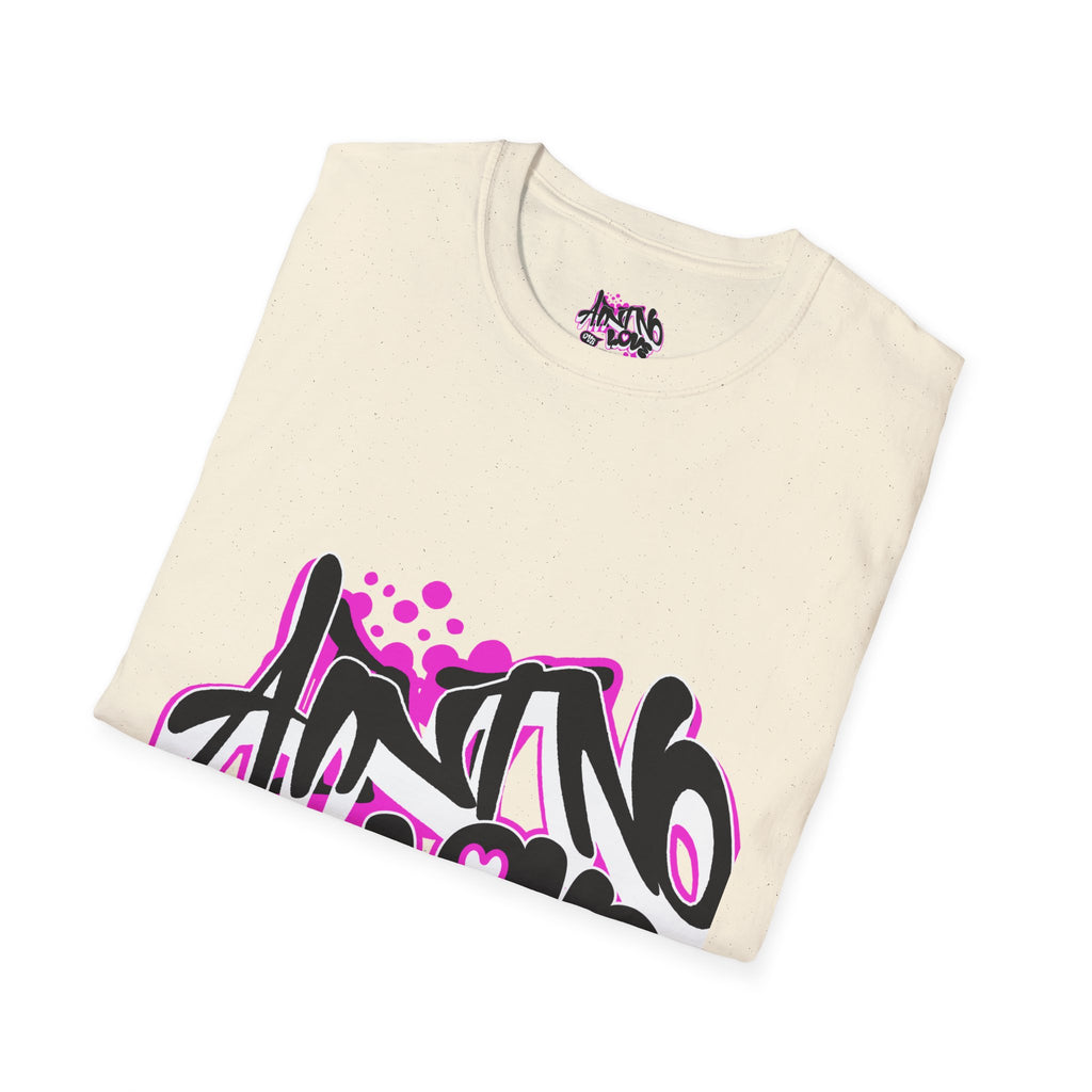 Graffiti 'NO LOVE' T-Shirt — Urban Street Art Tee with Pink Spray Paint Design