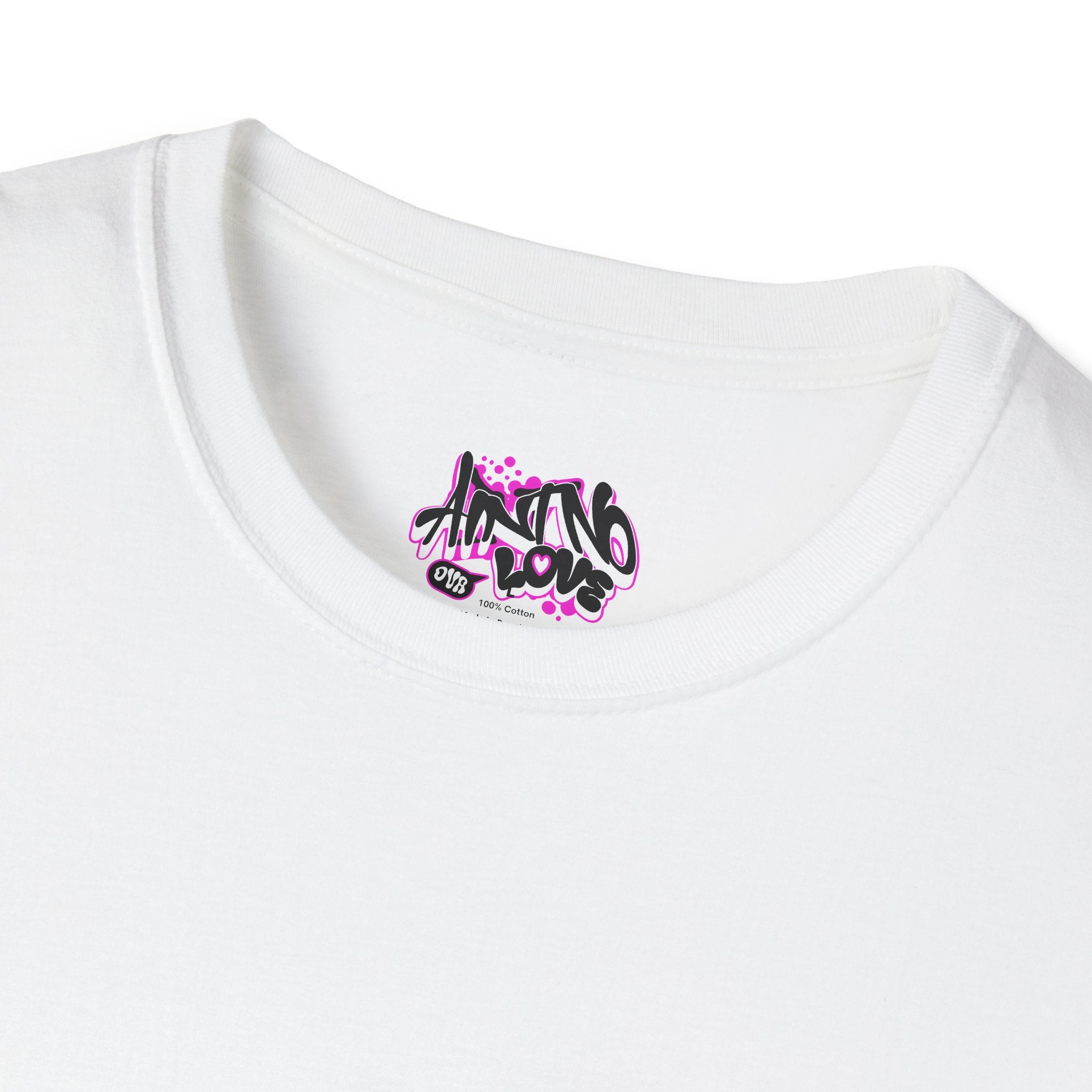 Graffiti 'NO LOVE' T-Shirt — Urban Street Art Tee with Pink Spray Paint Design