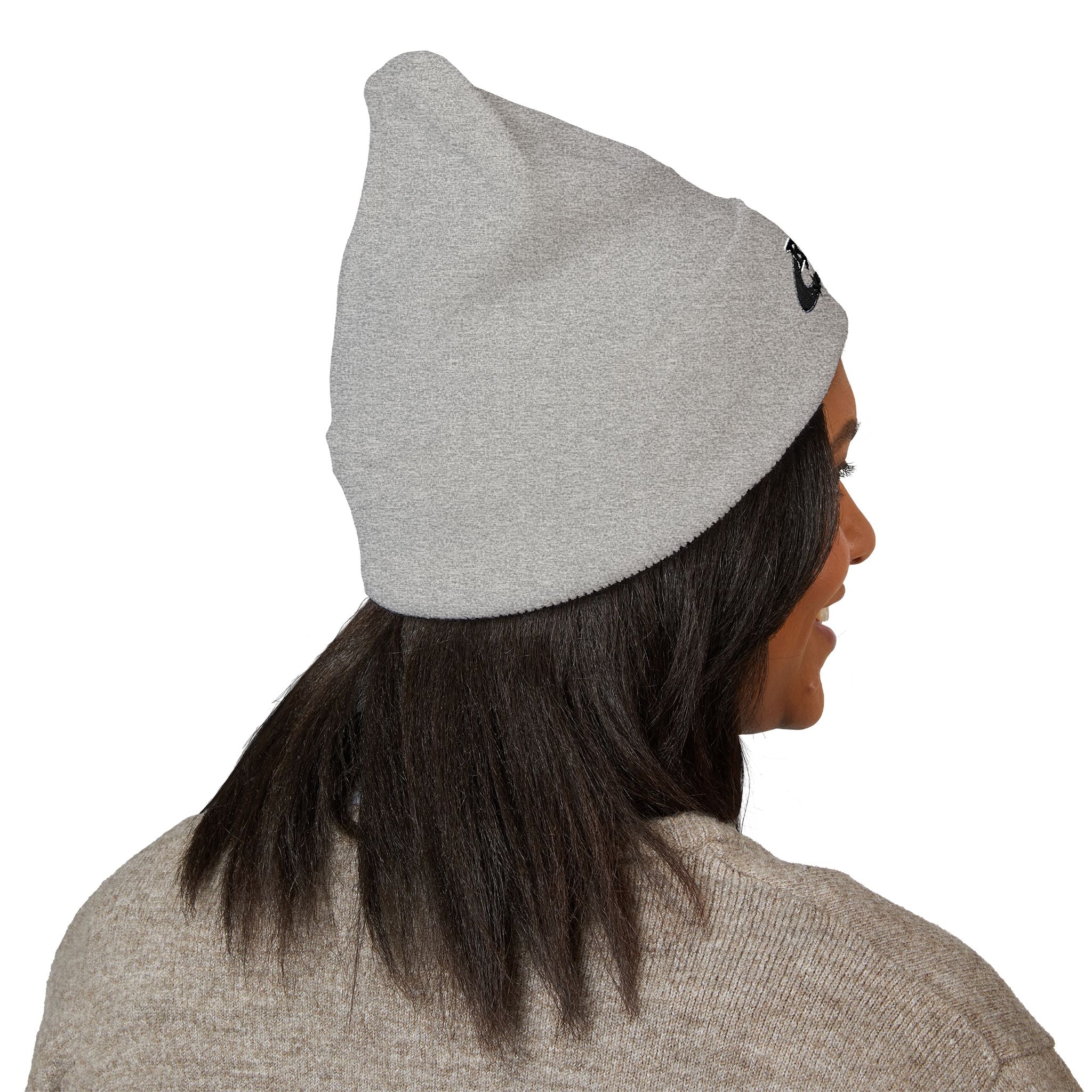 Embroidered 'Real Properl' Star Cuffed Beanie — Classic Winter Knit Hat