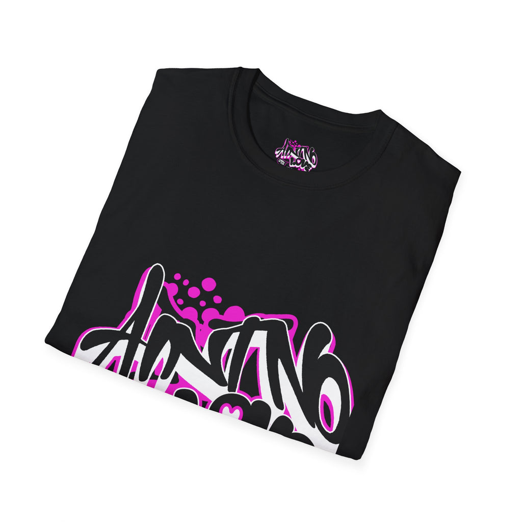 Graffiti 'NO LOVE' T-Shirt — Urban Street Art Tee with Pink Spray Paint Design
