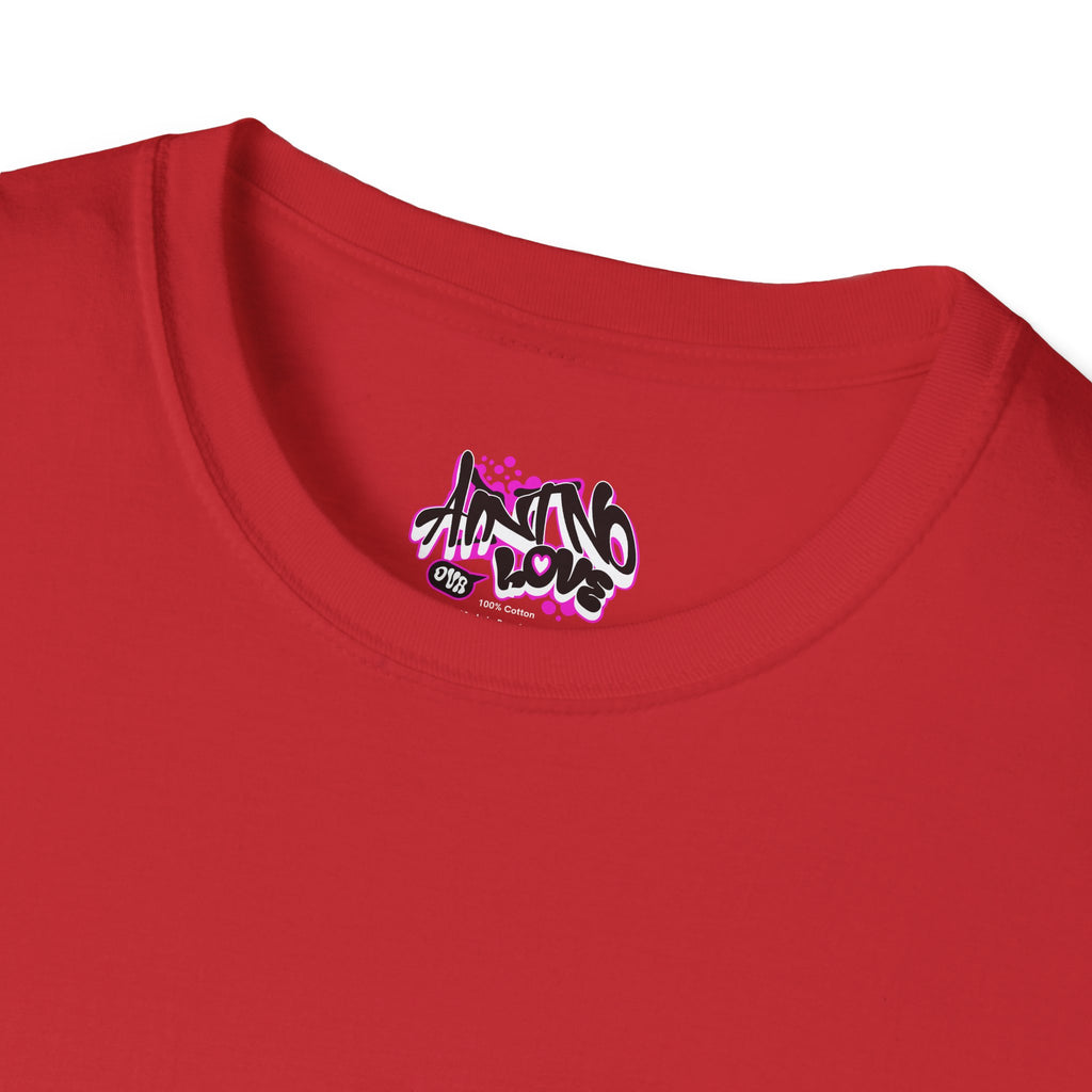 Graffiti 'NO LOVE' T-Shirt — Urban Street Art Tee with Pink Spray Paint Design