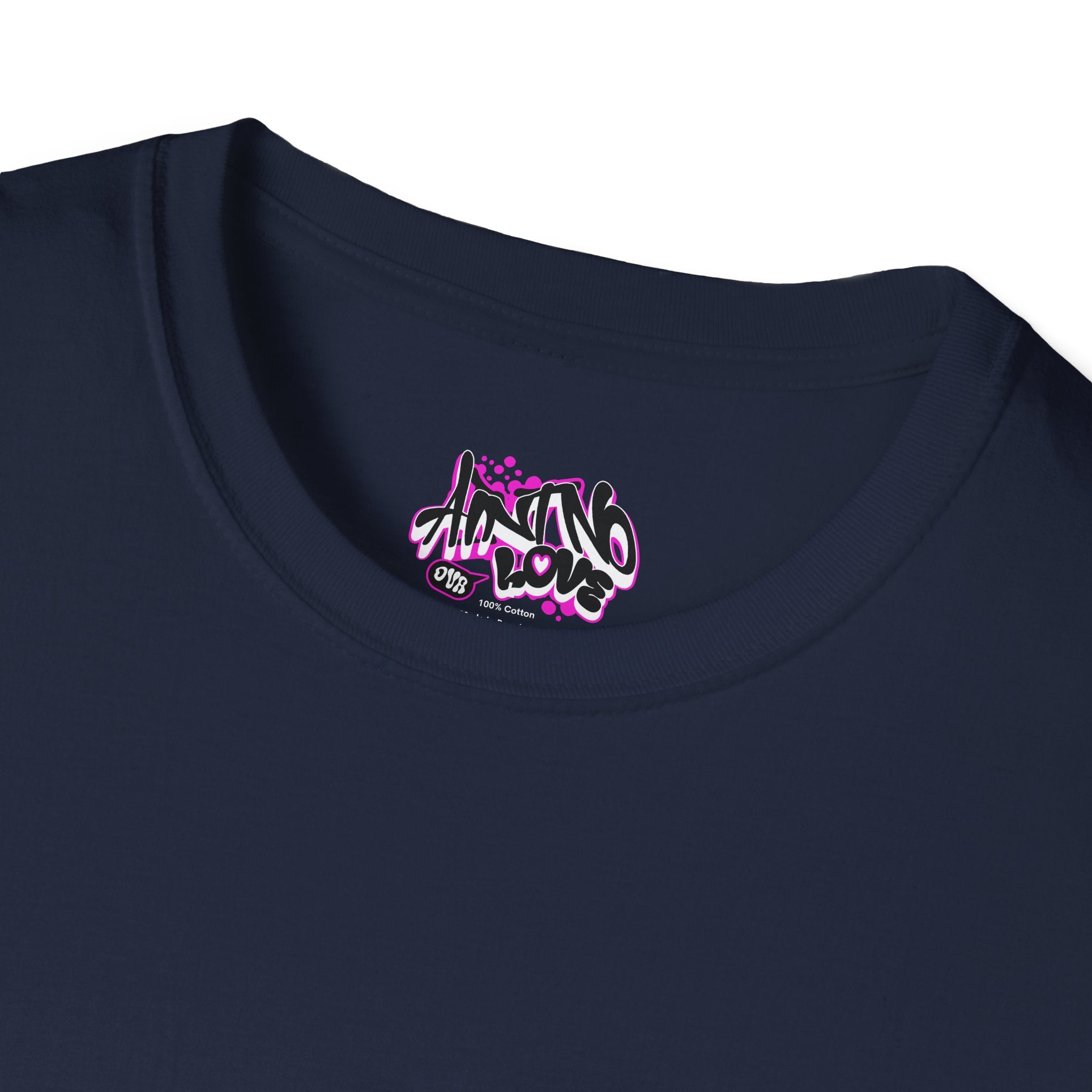 Graffiti 'NO LOVE' T-Shirt — Urban Street Art Tee with Pink Spray Paint Design
