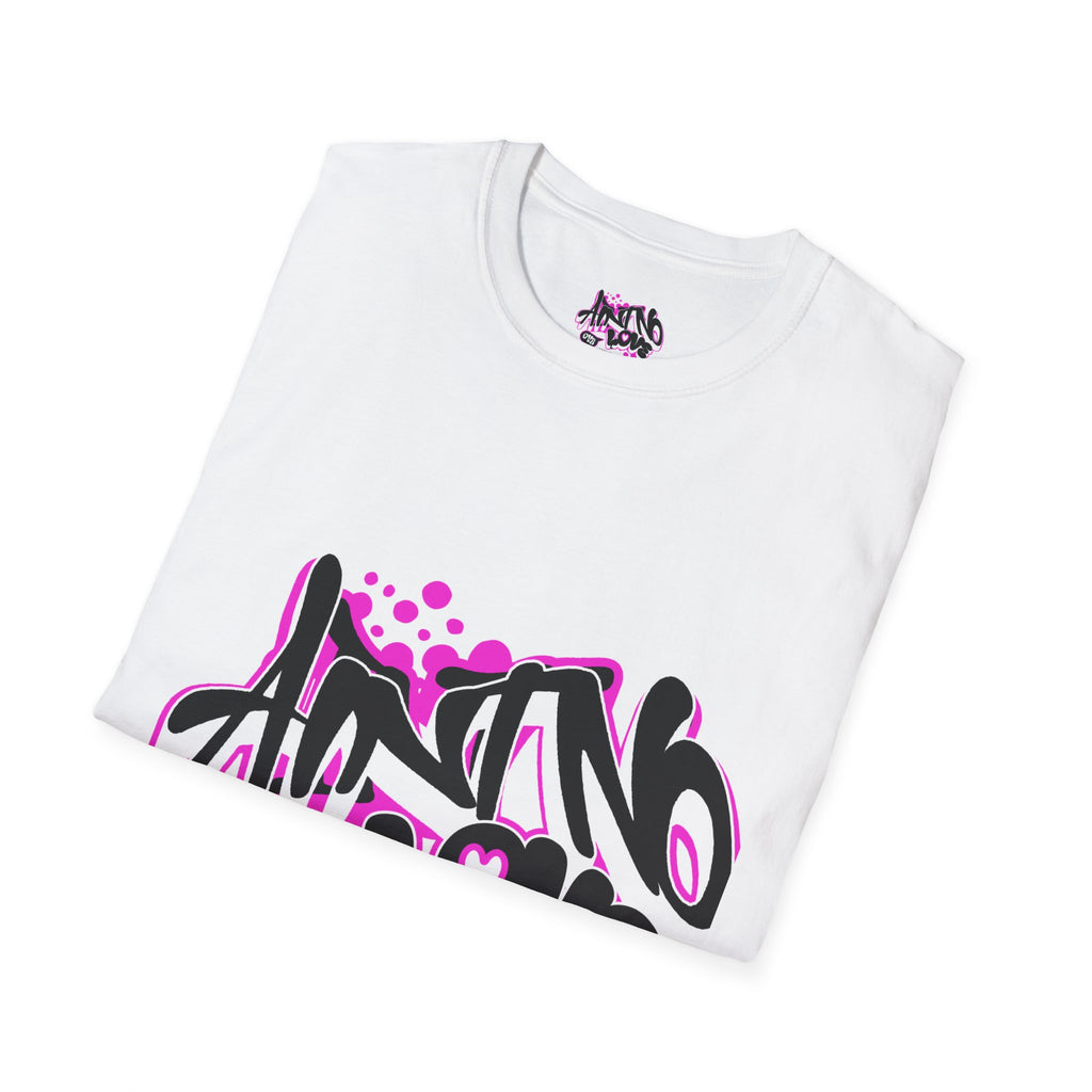 Graffiti 'NO LOVE' T-Shirt — Urban Street Art Tee with Pink Spray Paint Design